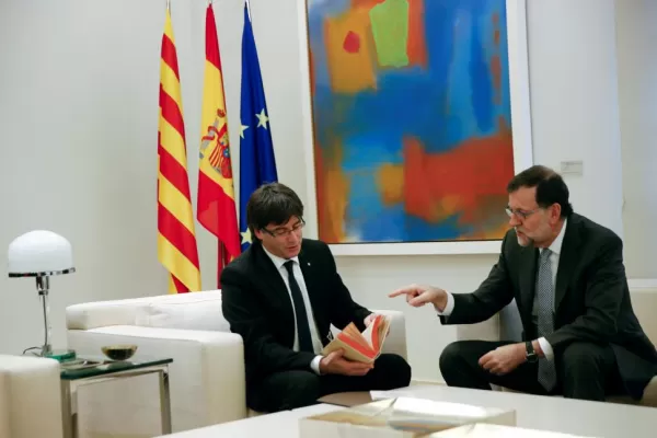 Rajoy rechazó la propuesta catalana para un referéndum vinculante