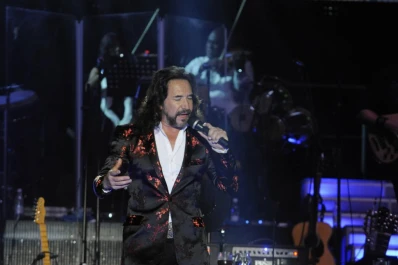 Un romántico que le hace caso a la ilusión de amar