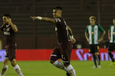 Lanús manda en el Sur: ganó 2-0 y amplía ventajas en la zona 2