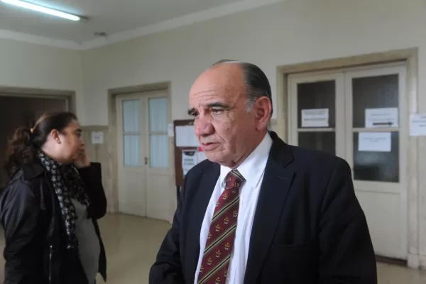 Sugieren el rechazo de una causa contra Jiménez