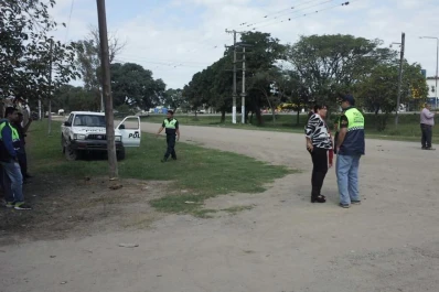 Asesinan a un joven de un tiro a la vera de la ruta en Lastenia