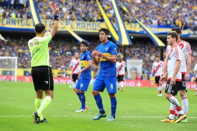 Repasá una a una todas las tarjetas de Pablo Pérez en Boca