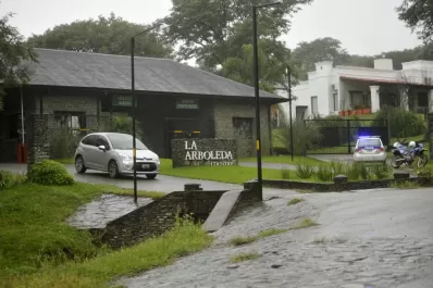 Robaron, huyeron y los atraparon en un country