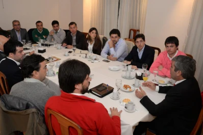 Cano criticó a gobernadores y defendió el plan Belgrano