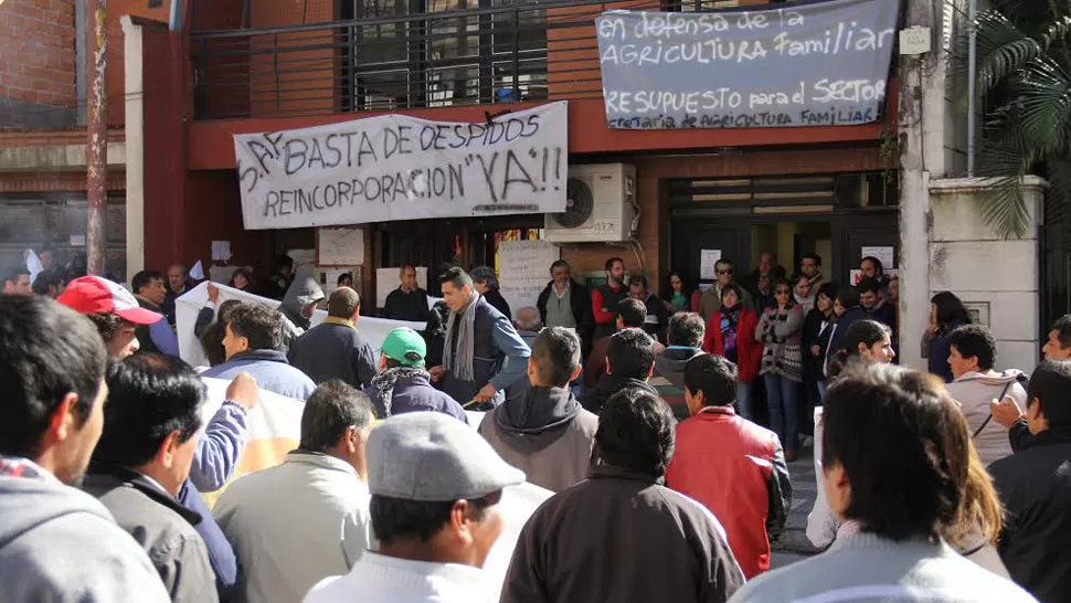 EN CONFLICTO. Integrantes del Foro de Agricultura Familiar protestaron por la falta de apoyo estatal. FOTO GENTILEZA FAF