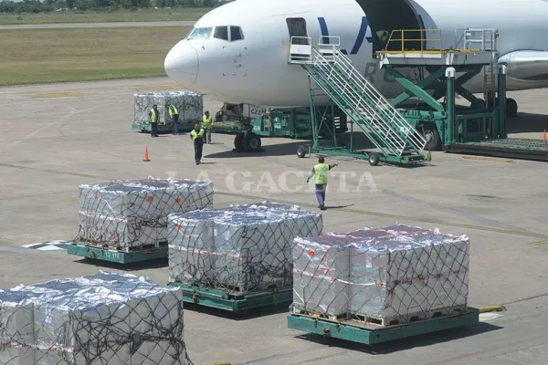 Buscarán duplicar la exportación de arándanos para generar 20.000 puestos de trabajo