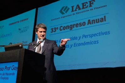 Prat Gay confirmó que se saldará la deuda con los jubilados