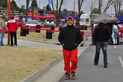 Figuras del automovilismo darán una charla mañana