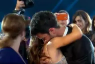 Video: el tenso saludo entre Lali Espósito y Mariano Martínez