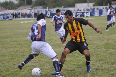Con dolor despidieron al “futbolista changarín”