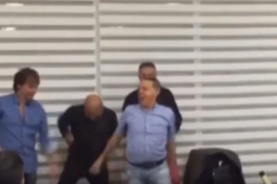 Video: Oyarbide bailó La flor más bella en una fiesta de un sindicato de taxis