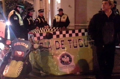 Un hombre murió en la esquina de Santiago y Maipú