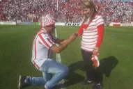 Le pidió casamiento a su novia antes del pitazo inicial en La Ciudadela