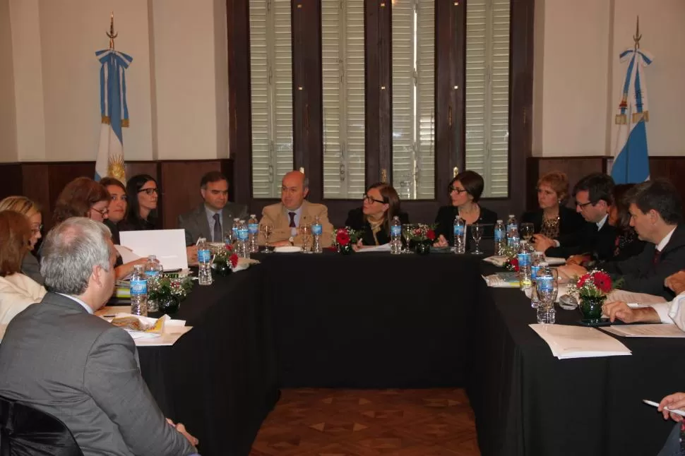 ENCUENTRO. El Consejo Permanente de Decanos se reunió en Tucumán.  