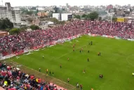 De la mano de la angustia, San Martín pasó a semifinales