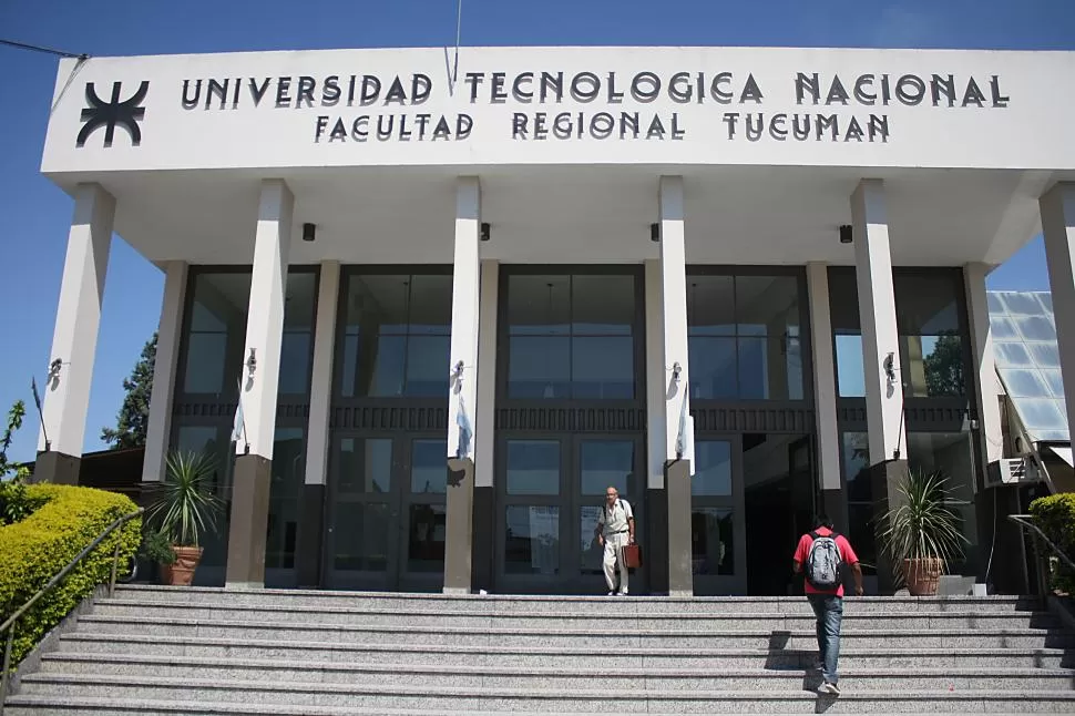 AGENDA VARIADA. La Facultad Regional Tucumán recibirá visitas notables. LA GACETA / ARCHIVO.