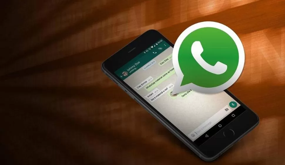 DOS EN UNO. Whatsapp, aplicación de mensajería instantánea. FOTO TOMADA DE UNOENTRERIOS.COM.