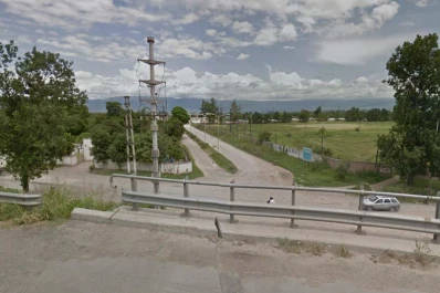 Maniataron al sereno de un taller y se llevaron herramientas para reparar vehículos