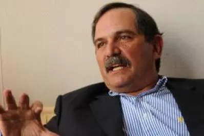 Con cifras, Alperovich replicó a la Nación