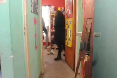 Robaron en una fundación y no le dejaron ni las sillas