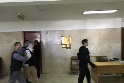 Báez advierte que hubo otras empresas beneficiadas con el reparto de obras