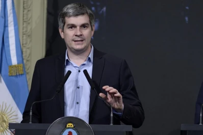 Marcos Peña: bajar la pobreza es un objetivo primordial del Gobierno