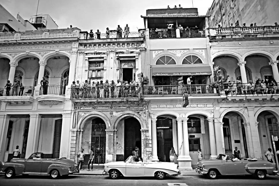DESAFÍO. Cuba enfrenta el objetivo de reformular su economía para integrarse al mundo.  
