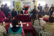 El enviado del Papa desayunó con las presas de la cárcel de mujeres
