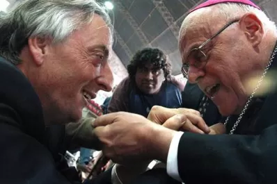 López y De Vido estuvieron en el convento tres veces junto a sus esposas