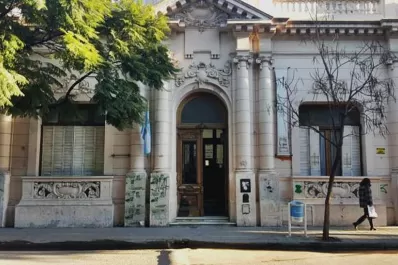 Le dio una paliza a su profesora porque le puso un ocho