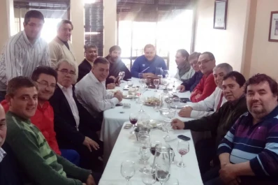 El problema es la reabsorción laboral de los despedidos”