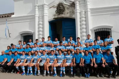Mirá la foto oficial de Los Pumas para el Bicentenario