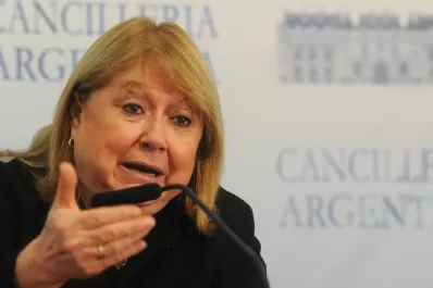 Malcorra negó que el Brexit pueda impactar en el diálogo por Malvinas