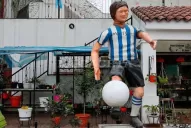 Enrique Orellana: tenemos escultores que pueden hacer una estatua de Messi mejor o igual a él