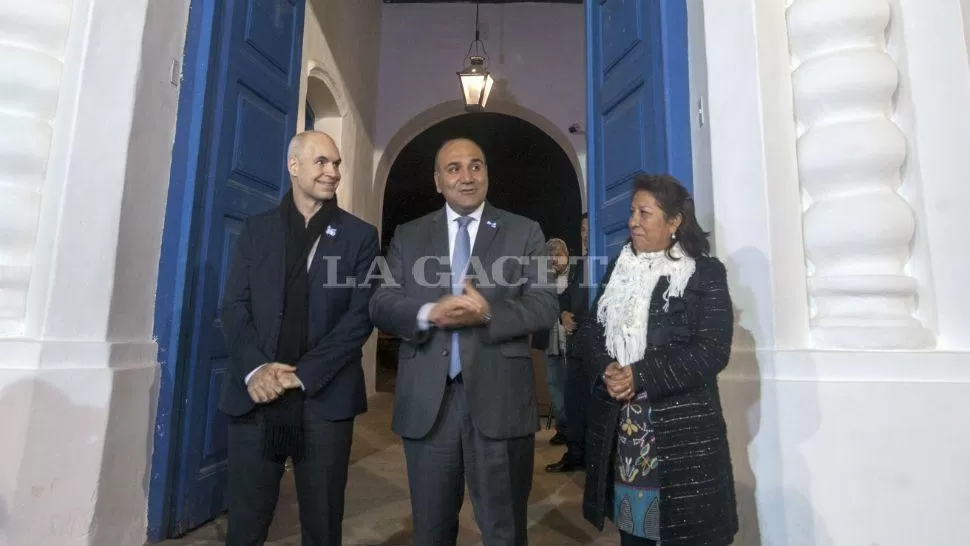 EN LA CASA HISTÓRICA. Larreta y Manzur. LA GACETA / FOTO DE DIEGO ARÁOZ