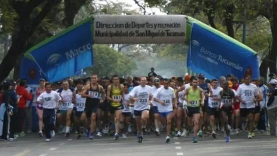 PREPARADOS, LISTOS... La maratón se correrá el domingo. FOTO TOMADA DE AGENDAUNO.COM.AR