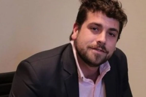 “Se tenía presos a los intendentes por 10 cuadras de cordón cuneta”