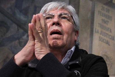 Moyano se despide de la conducción de la CGT con un acto en Ferro