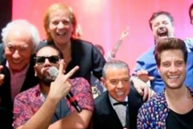 Video: Oyarbide bailó al ritmo de los Wachiturros con Caruso Lombardi, Coppola y Veira