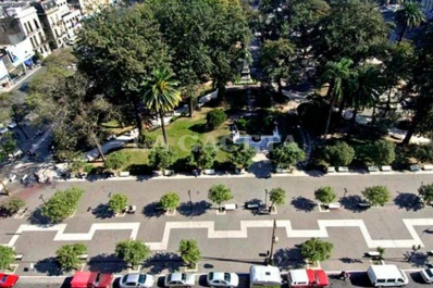 Una patota atacó a dos chicos en la plaza Independencia