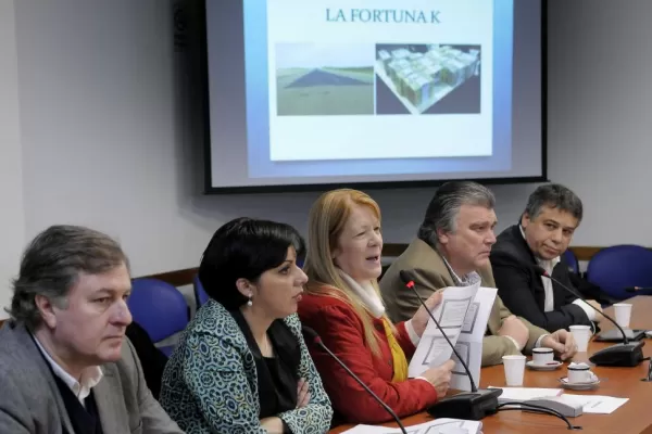 “Los Kirchner tienen una enfermedad con el dinero”