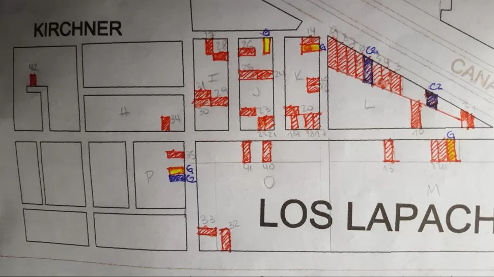 OBSERVACIONES. Los auditores criticaron la confección de un plano del barrio Los Lapachos (capital), puesto que se ubicaron los módulos “a mano alzada”.  