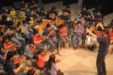 Música, teatro, títeres, literatura y cine diferente en la agenda para hoy
