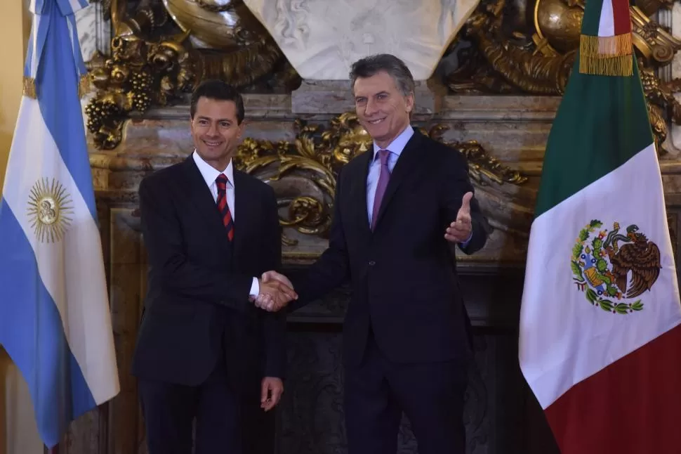 NUEVA ETAPA. Peña Nieto visitó ayer a Macri y acordaron luchar por una integración absoluta entre los países. 
