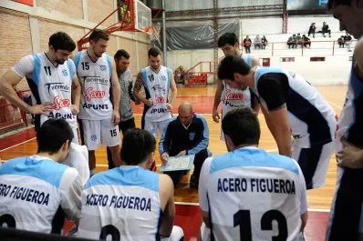 Los técnicos de básquet formarán una entidad que los agrupe