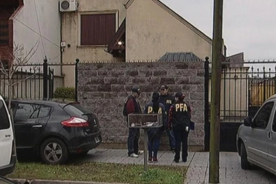 Allanaron la casa de uno de los tuiteros terroristas y encontraron una escopeta