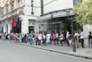 La ley que prohíbe las colas también incluirá a la Anses, la AFIP y a los bancos