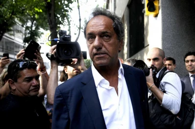 Scioli negó el retiro de $20.000 millones de cuentas públicas