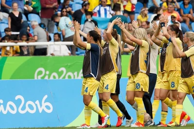 La competencia se abrió con la victoria de Suecia sobre Sudáfrica