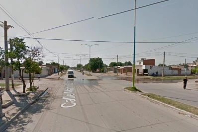 Un hombre atacó a balazos una casa en Martín Berho al 900, en Villa 9 de Julio